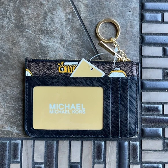 NEW YORK CITY Jet Set Travel Sm TZ Coinpouch - Picture 4 of 16